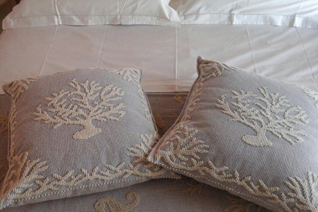 Domus Corallia-Luxury Rooms Porto Rotondo Exteriör bild