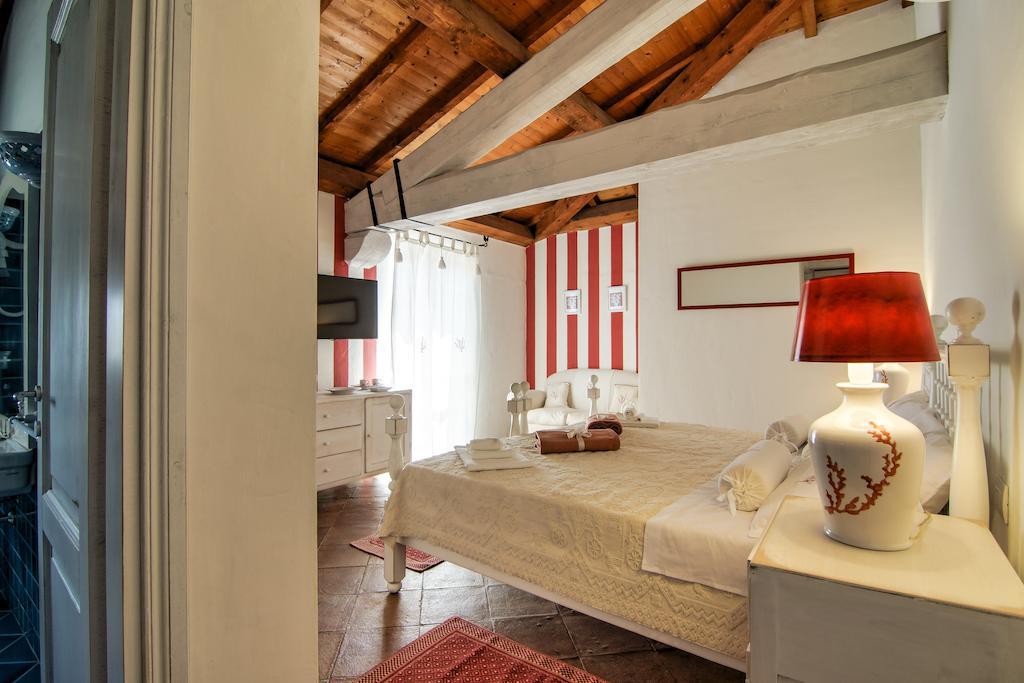 Domus Corallia-Luxury Rooms Porto Rotondo Rum bild